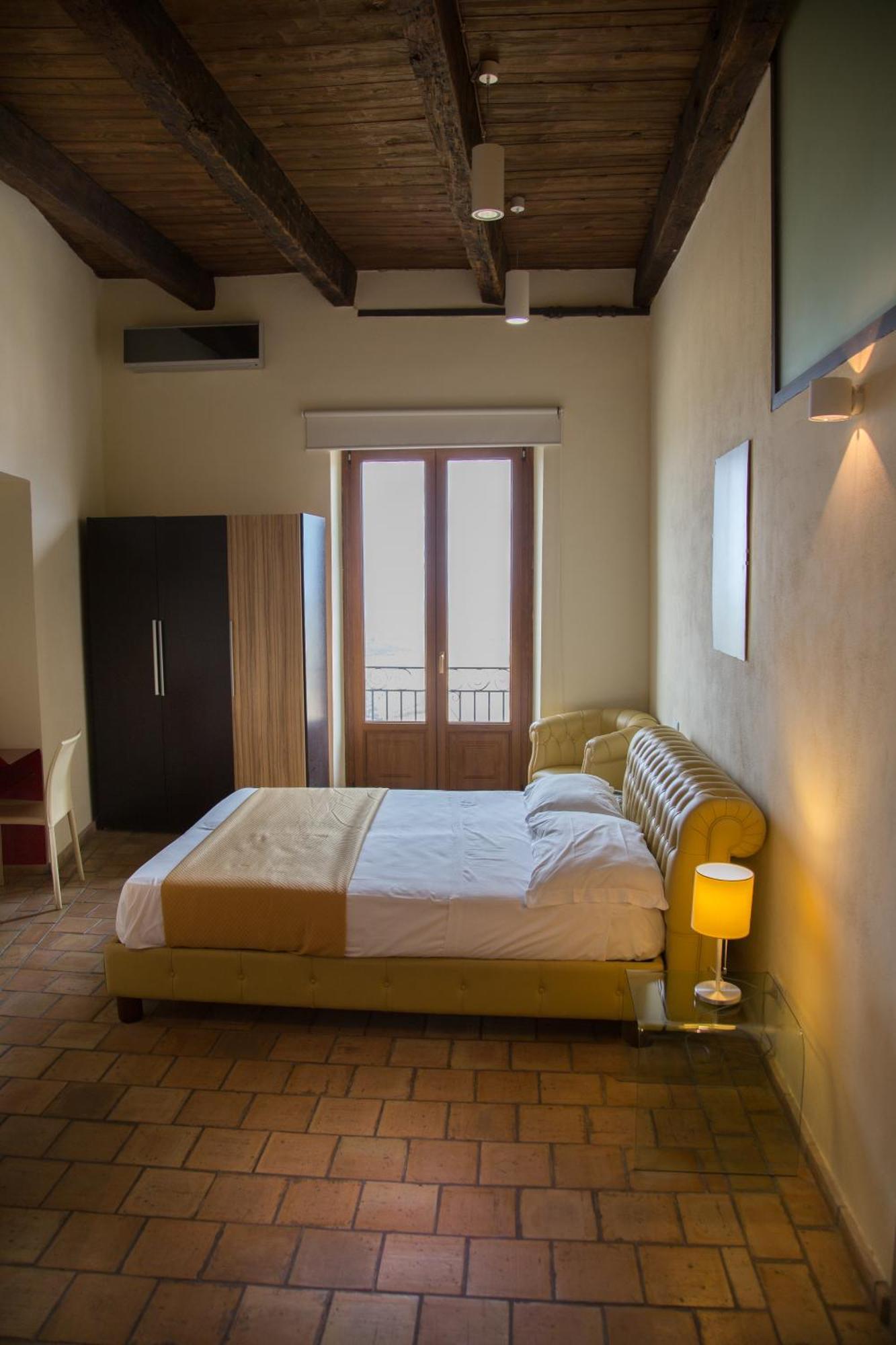 Relais Hotel Palazzo Castriota Corigliano Calabro Exterior photo